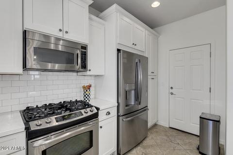 3979 E Melinda Dr, Phoenix, AZ 85050 photo 11