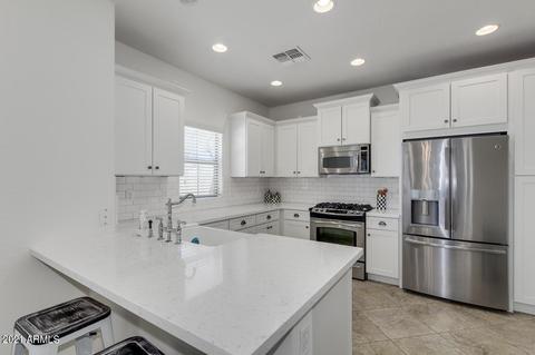 3979 E Melinda Dr, Phoenix, AZ 85050 photo 10