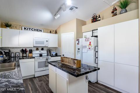 2070 E Arabian Dr, Gilbert, AZ 85296 photo 19
