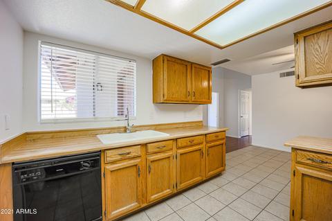2426 W Knowles Ave, Mesa, AZ 85202 photo 12