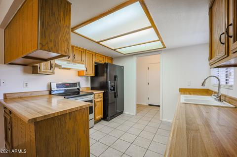 2426 W Knowles Ave, Mesa, AZ 85202 photo 2