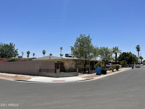 4637 N 38th Dr, Phoenix, AZ 85019 photo 9