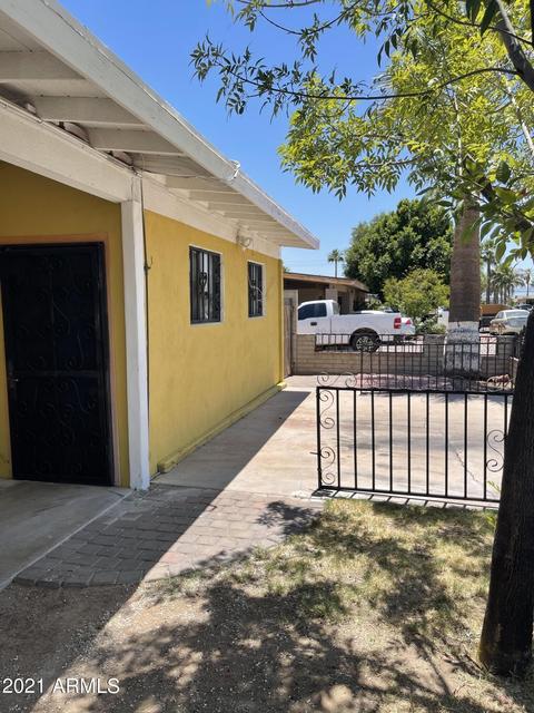 4637 N 38th Dr, Phoenix, AZ 85019 photo 5