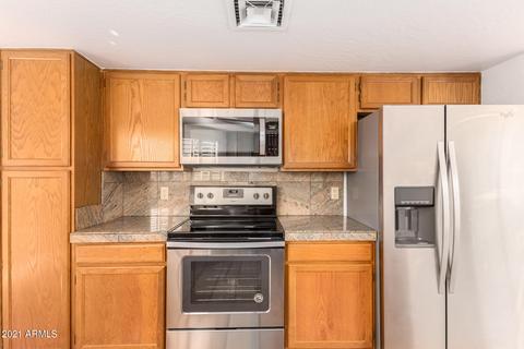 4002 E Round Hill Dr, Phoenix, AZ 85028 photo 9
