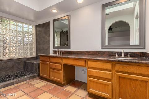 4002 E Round Hill Dr, Phoenix, AZ 85028 photo 13