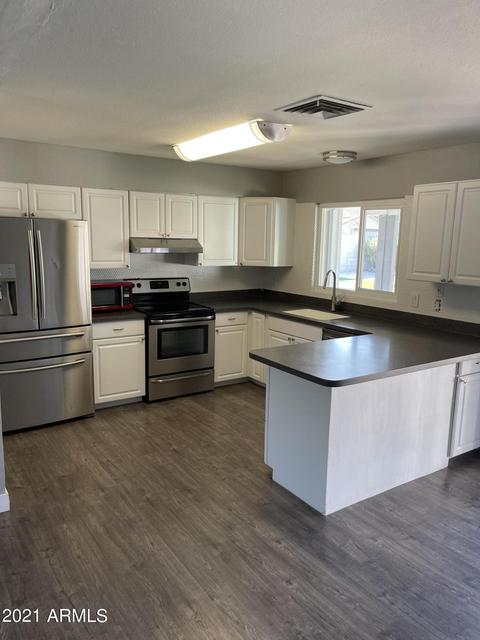 4014 E Campo Bello Dr, Phoenix, AZ 85032 photo 5