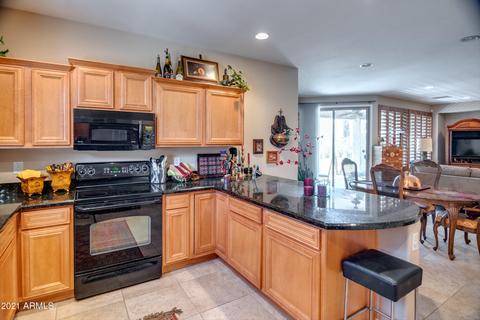 4663 E Sourwood Dr, Gilbert, AZ 85298 photo 13