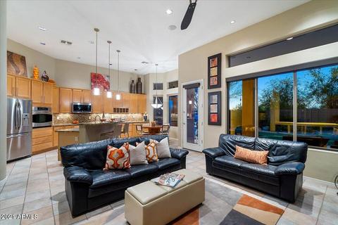 4832 E Hashknife Rd, Phoenix, AZ 85054 photo 9