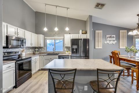 17813 N 113th Ave, Surprise, AZ 85378 photo 3