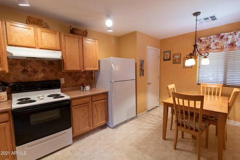 10437 E Butte St, Apache Junction, AZ 85120 photo 8