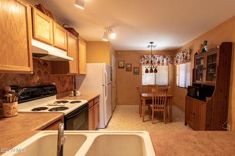 10437 E Butte St, Apache Junction, AZ 85120 photo 6
