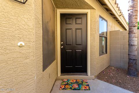3323 E Hononegh Dr, Phoenix, AZ 85050 photo 2