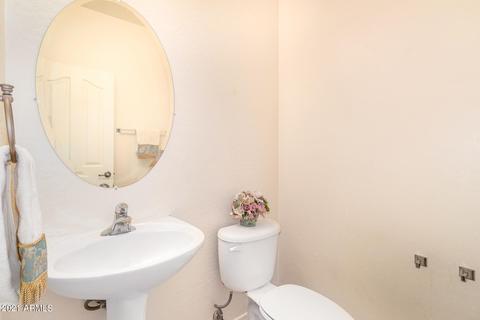 871 E Taurus Pl, Chandler, AZ 85249 photo 18