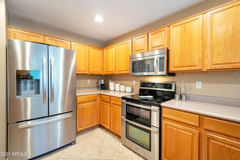 623 E Iris Ct, Gilbert, AZ 85296 photo 6