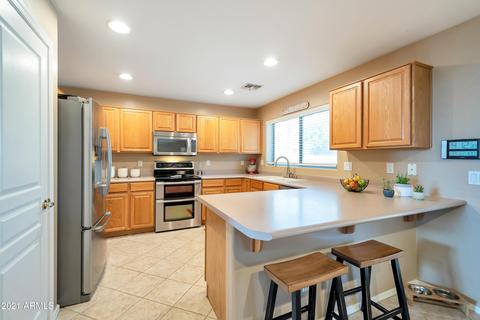 623 E Iris Ct, Gilbert, AZ 85296 photo 5