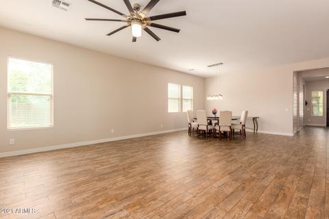 3622 E Carob Dr, Gilbert, AZ 85298 photo 9