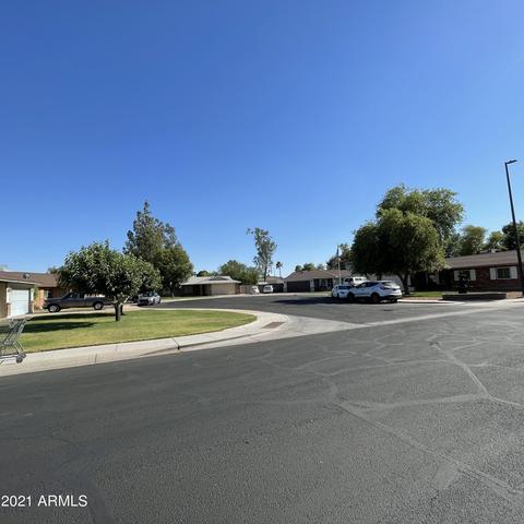 336 E Leah Ln, Gilbert, AZ 85234 photo 3