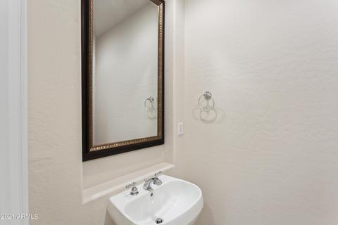 3935 E Daley Ln, Phoenix, AZ 85050 photo 31