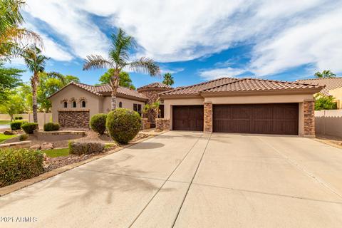 614 E County Down Dr, Chandler, AZ 85249 photo 2