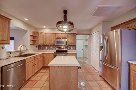 1615 W Morrow Dr, Phoenix, AZ 85027 photo 7