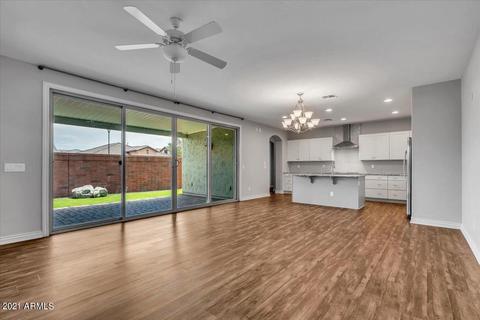 2060 S Agnes Ln, Gilbert, AZ 85295 photo 9