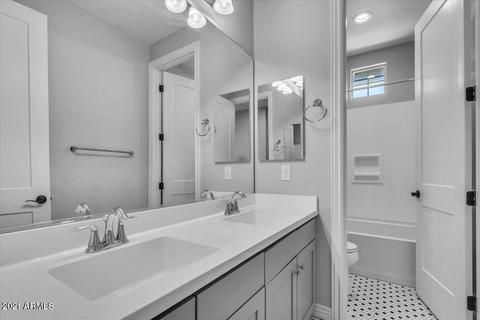 2060 S Agnes Ln, Gilbert, AZ 85295 photo 29