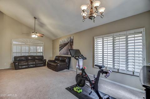 715 S Peppertree Dr, Gilbert, AZ 85296 photo 9
