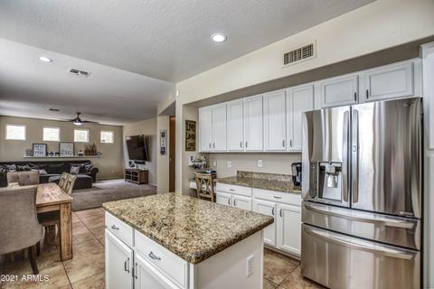 715 S Peppertree Dr, Gilbert, AZ 85296 photo 11