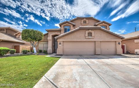 715 S Peppertree Dr, Gilbert, AZ 85296 photo 1