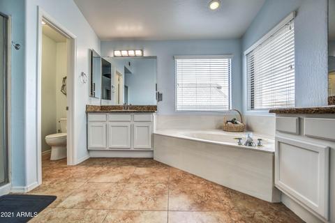 715 S Peppertree Dr, Gilbert, AZ 85296 photo 33