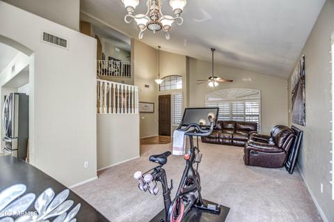 715 S Peppertree Dr, Gilbert, AZ 85296 photo 8