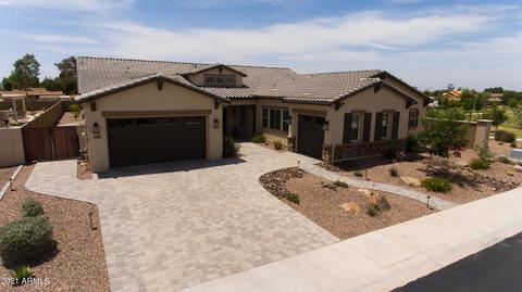 7544 S Peppertree Dr, Gilbert, AZ 85298 photo 1