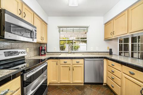 4548 E Aire Libre Ave, Phoenix, AZ 85032 photo 18