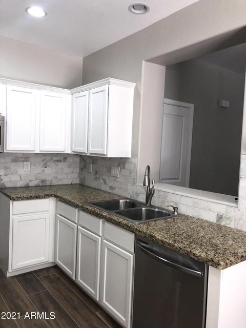 3948 S Napa Ln, Gilbert, AZ 85297 photo 4