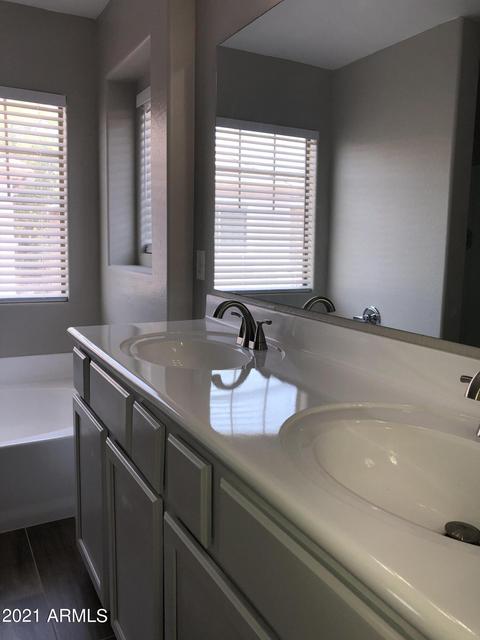 3948 S Napa Ln, Gilbert, AZ 85297 photo 17