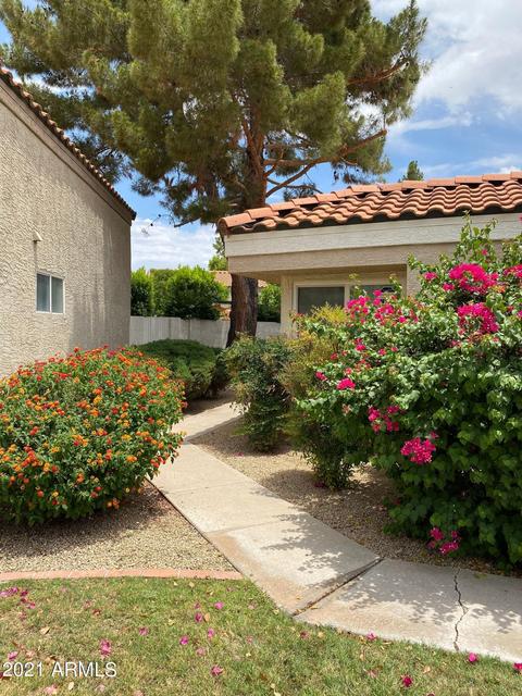 4024 E Sunnyside Dr, Phoenix, AZ 85028 photo 2