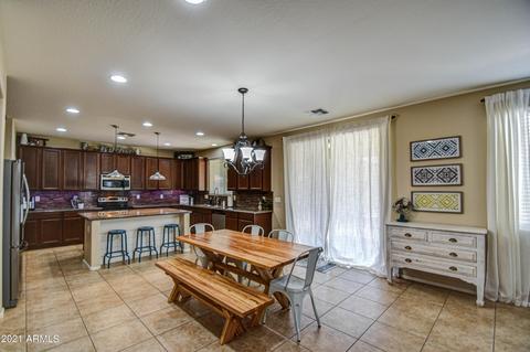 3832 E Amber Ln, Gilbert, AZ 85296 photo 22