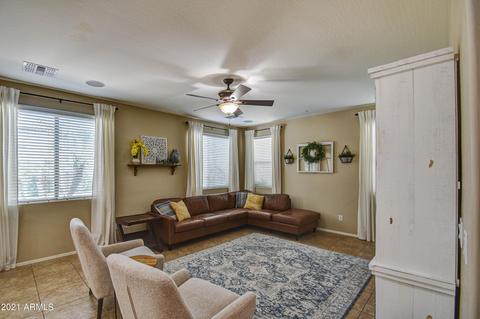 3832 E Amber Ln, Gilbert, AZ 85296 photo 10