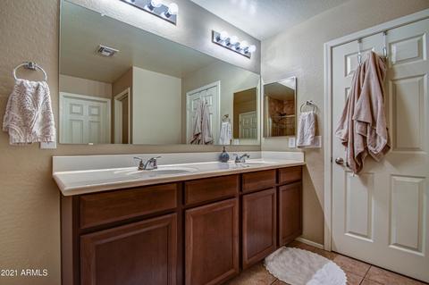 3832 E Amber Ln, Gilbert, AZ 85296 photo 40