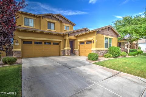 3832 E Amber Ln, Gilbert, AZ 85296 photo 1