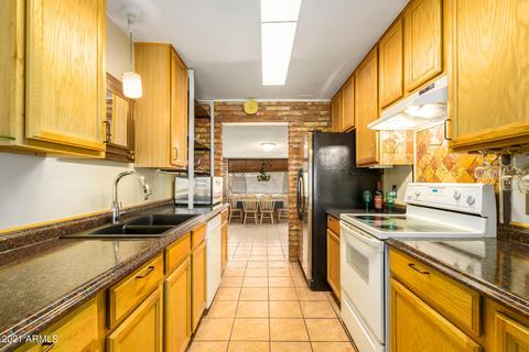 6526 E Holly Dr, Mesa, AZ 85215 photo 9
