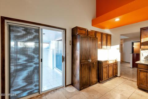2344 E Gelding Dr, Phoenix, AZ 85022 photo 9