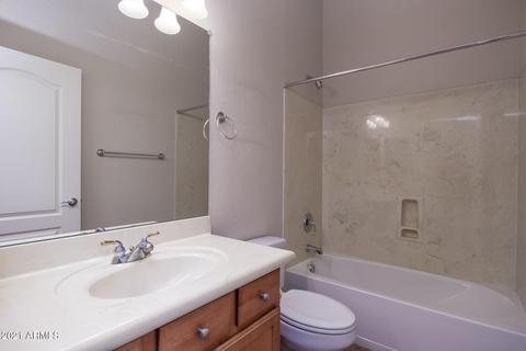 2814 E Desert Ln, Phoenix, AZ 85042 photo 19
