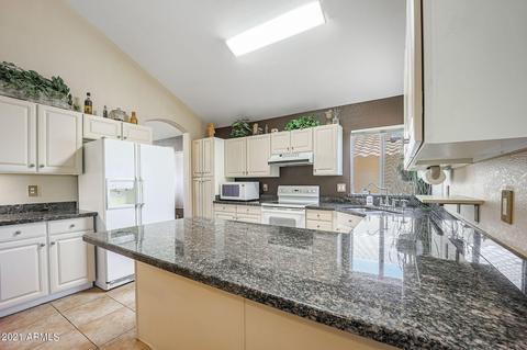2937 E Blackhawk Dr, Phoenix, AZ 85050 photo 8