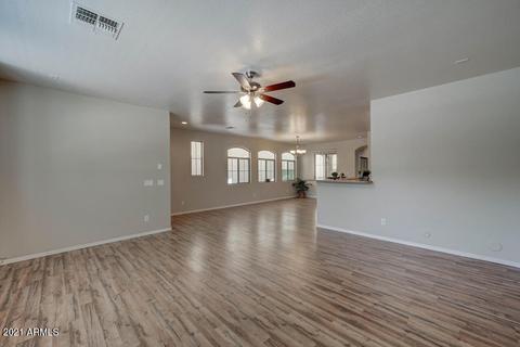 4362 E Selena Dr, Phoenix, AZ 85050 photo 4