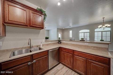 4362 E Selena Dr, Phoenix, AZ 85050 photo 8