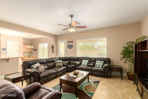 4282 S Summit St, Gilbert, AZ 85297 photo 6