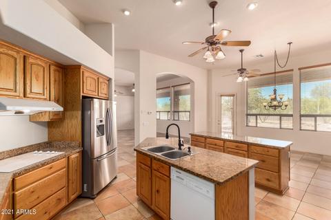 820 E Shawna Ct, Phoenix, AZ 85086 photo 22