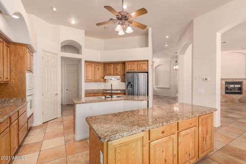 820 E Shawna Ct, Phoenix, AZ 85086 photo 19