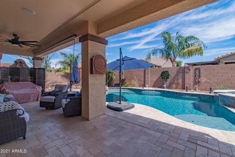 2992 E Ironside Ln, Gilbert, AZ 85298 photo 2